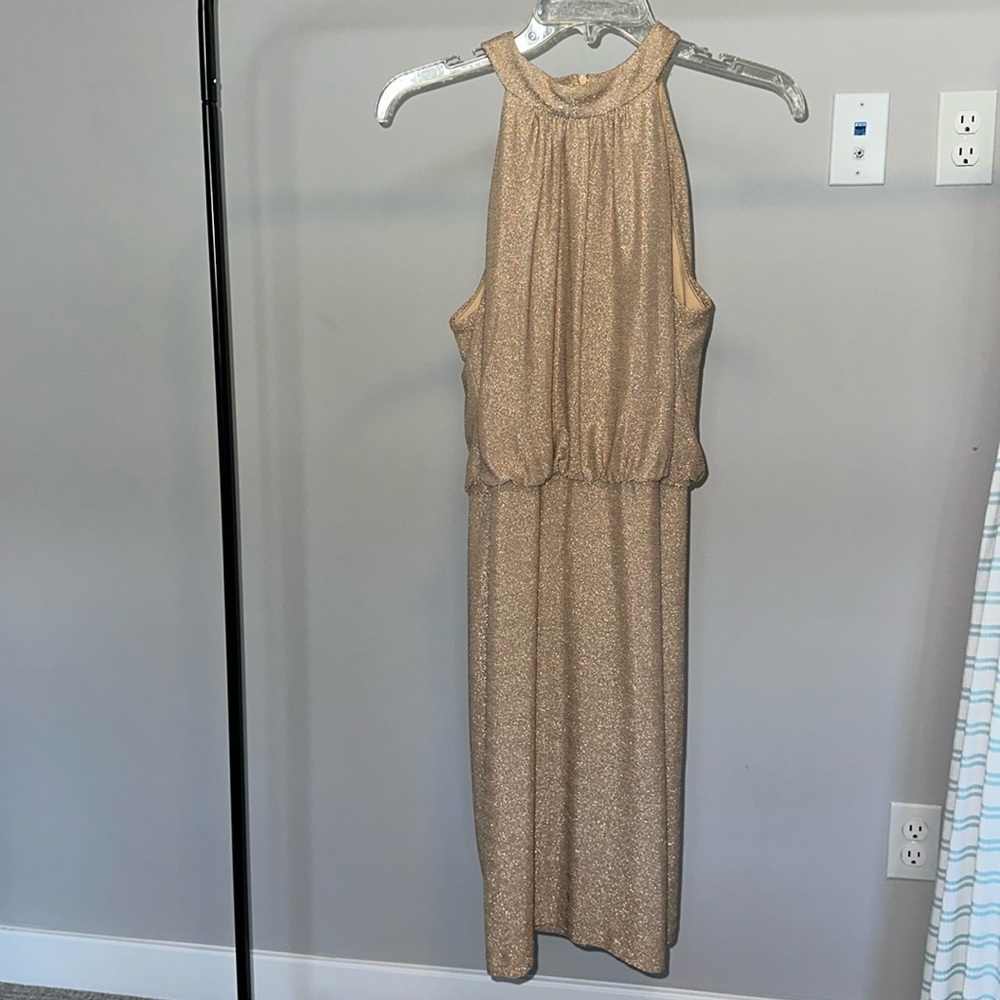 Vince Camuto Women’s gold glitter sheen cocktail dress. Size 8